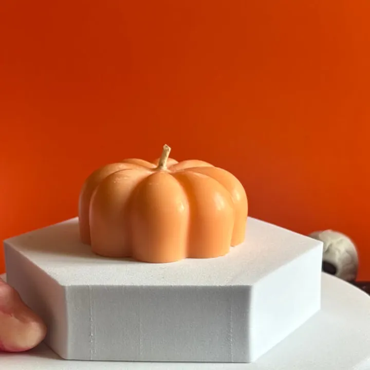Bougie en forme de citrouille