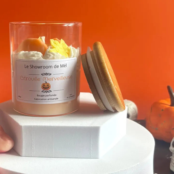 Bougie gourmande Citrouille Merveilleuse, décor de citrouilles